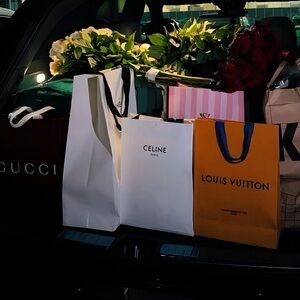 SAHM turning resale into a living 💙🩵